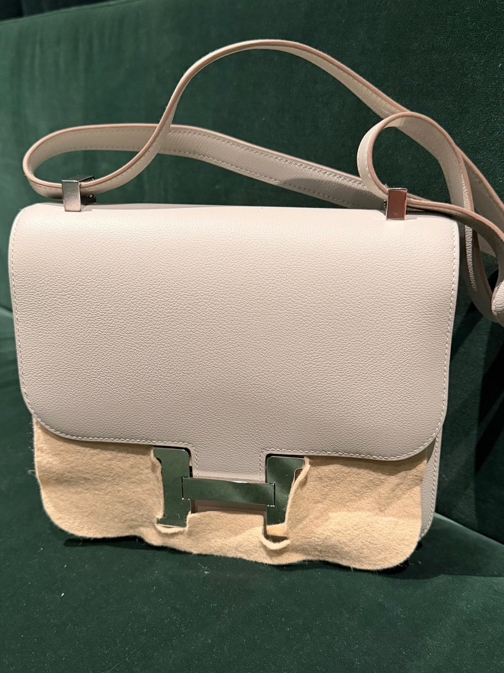 Hermes Constance 24 Perle Gris